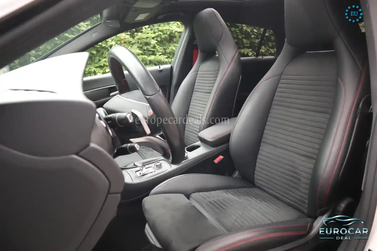 Mercedes-Benz CLA 45 AMG Shooting Brake