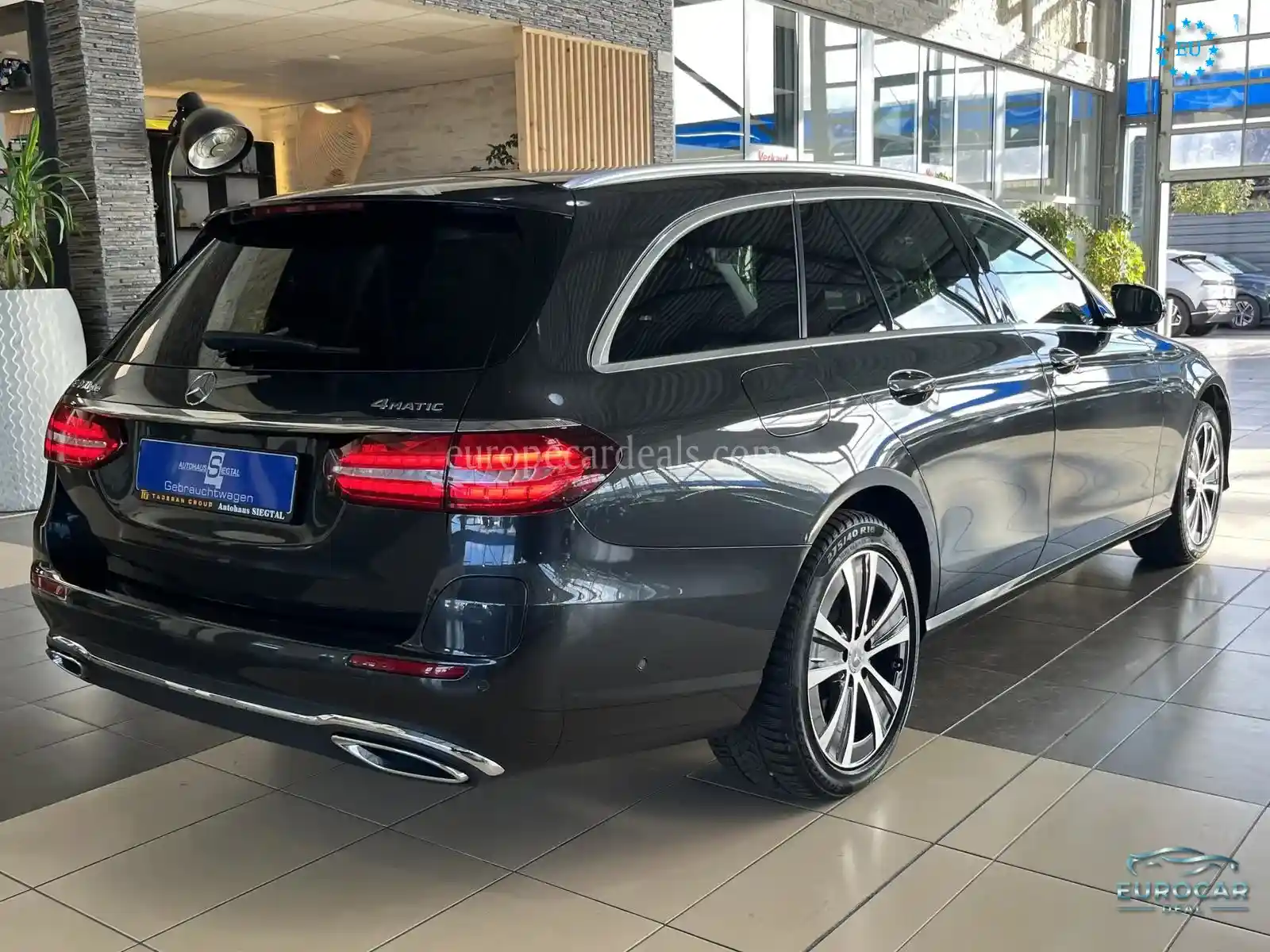 Mercedes-Benz E 300
