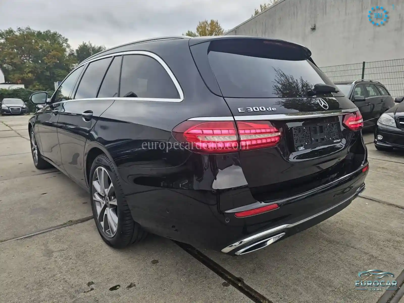 Mercedes-Benz E 300