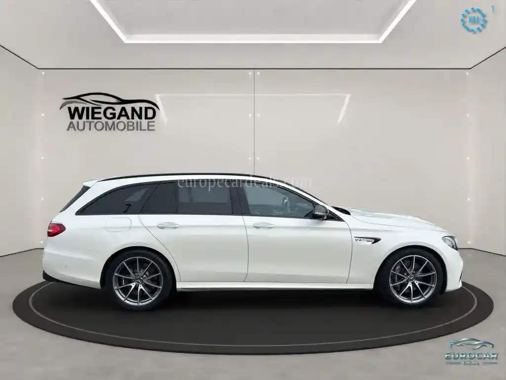 Mercedes-Benz E 63 AMG