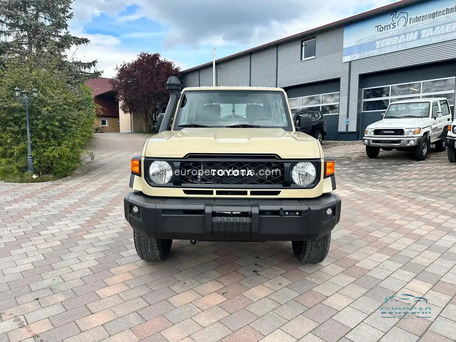 Toyota Land Cruiser