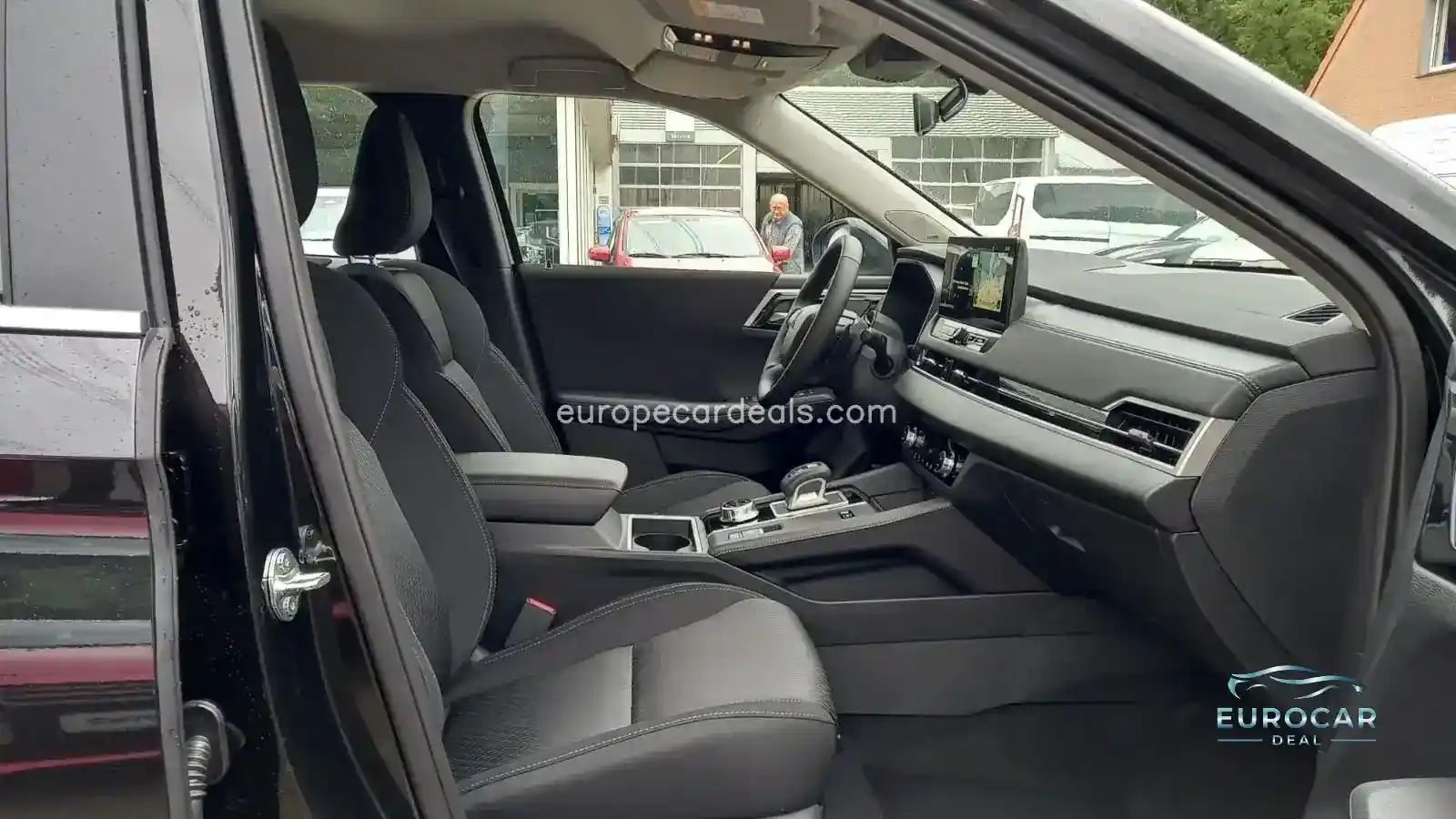 Mitsubishi Plug-in Hybrid Outlander
