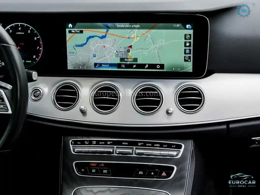 Mercedes-Benz E 200