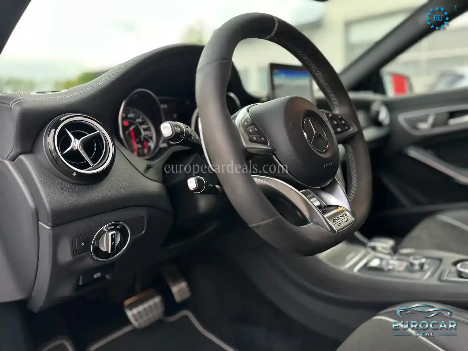 Mercedes-Benz CLA 45 AMG