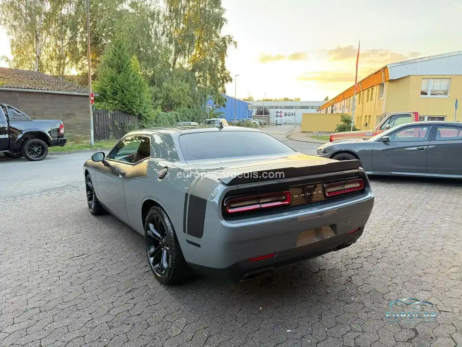 Dodge Challenger