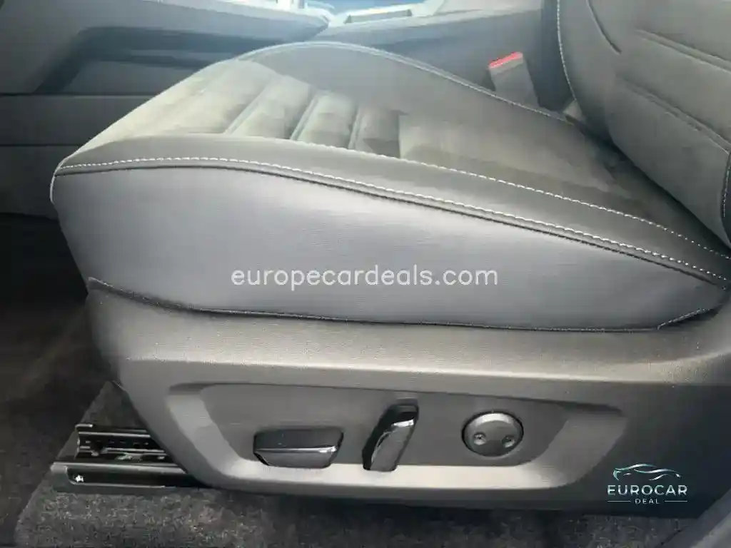 Mitsubishi Plug-in Hybrid Outlander