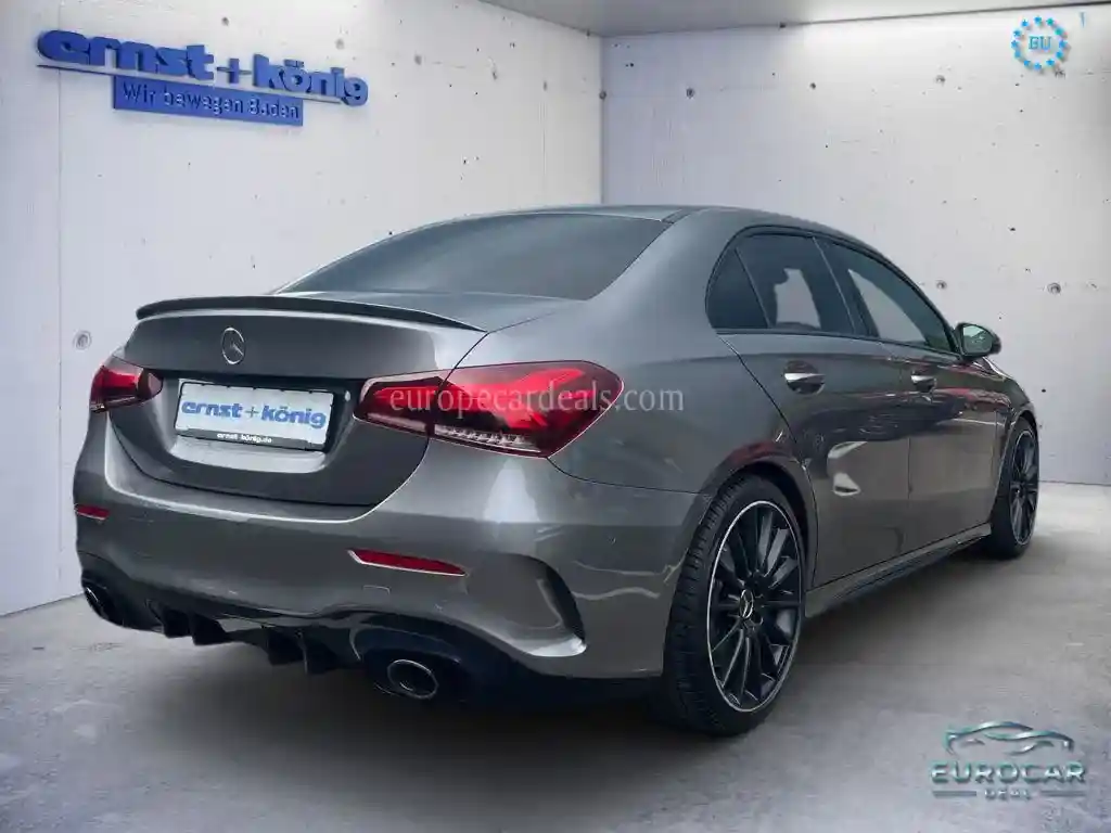 Mercedes-Benz A 35 AMG