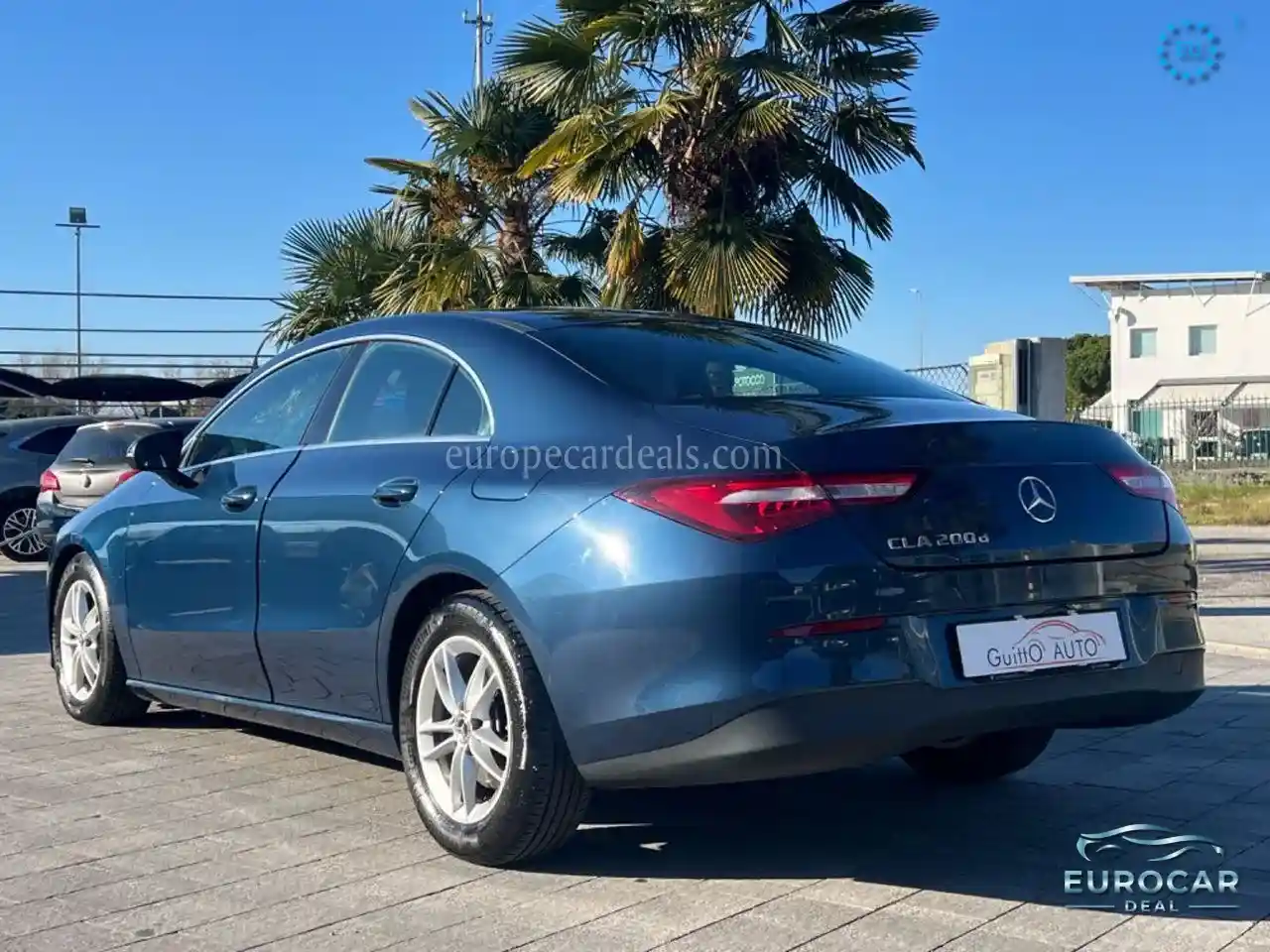 Mercedes-Benz CLA 200