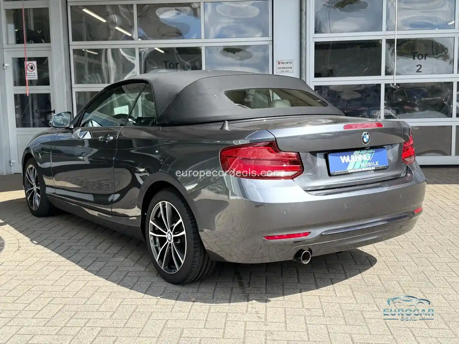 BMW 218