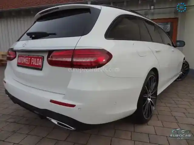 Mercedes-Benz E 400