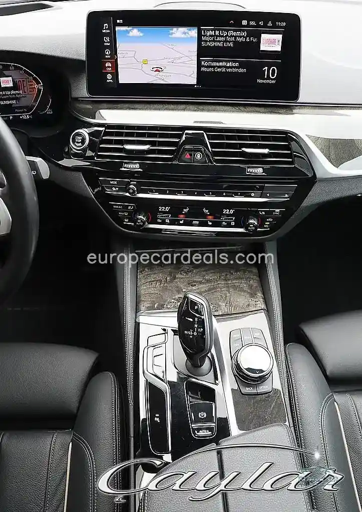 BMW 530