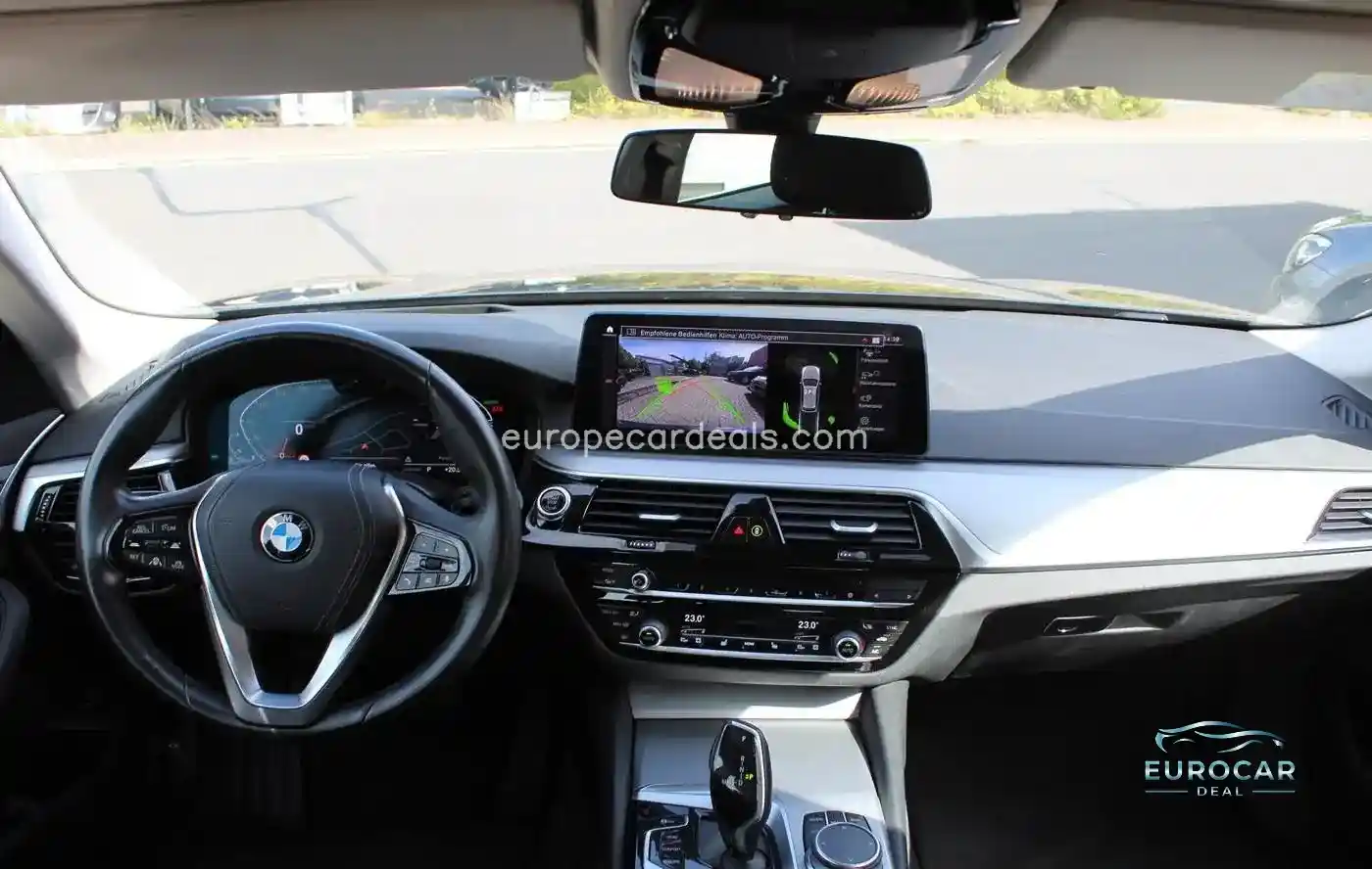 BMW 520
