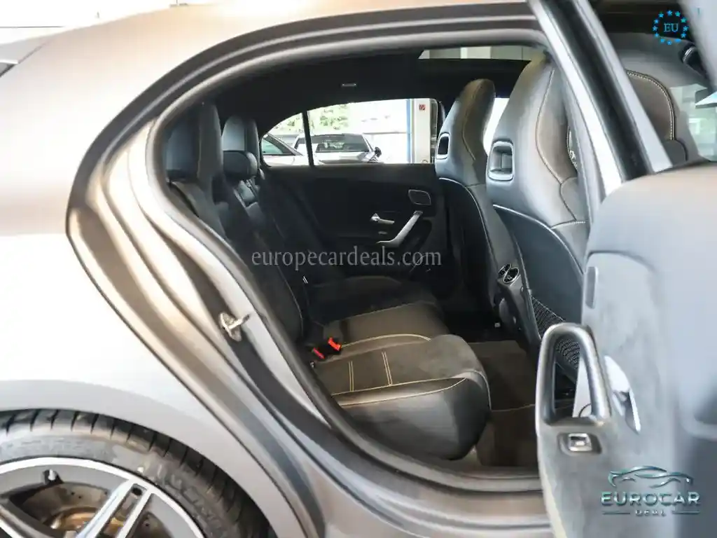 Mercedes-Benz A 45 AMG
