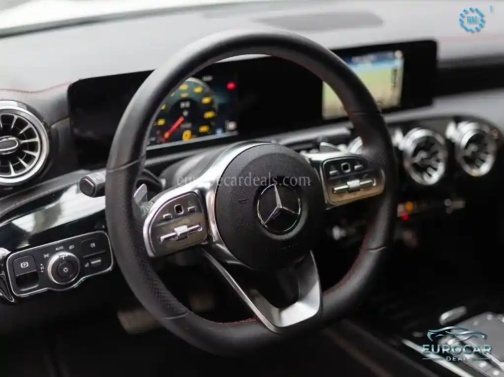 Mercedes-Benz CLA 200 Shooting Brake