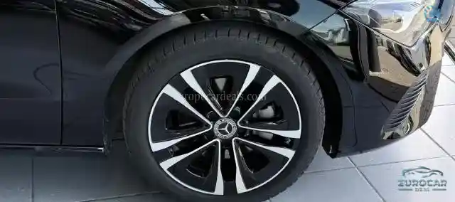 Mercedes-Benz CLA 180 Shooting Brake