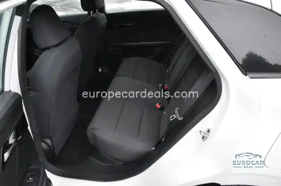 MG MG4