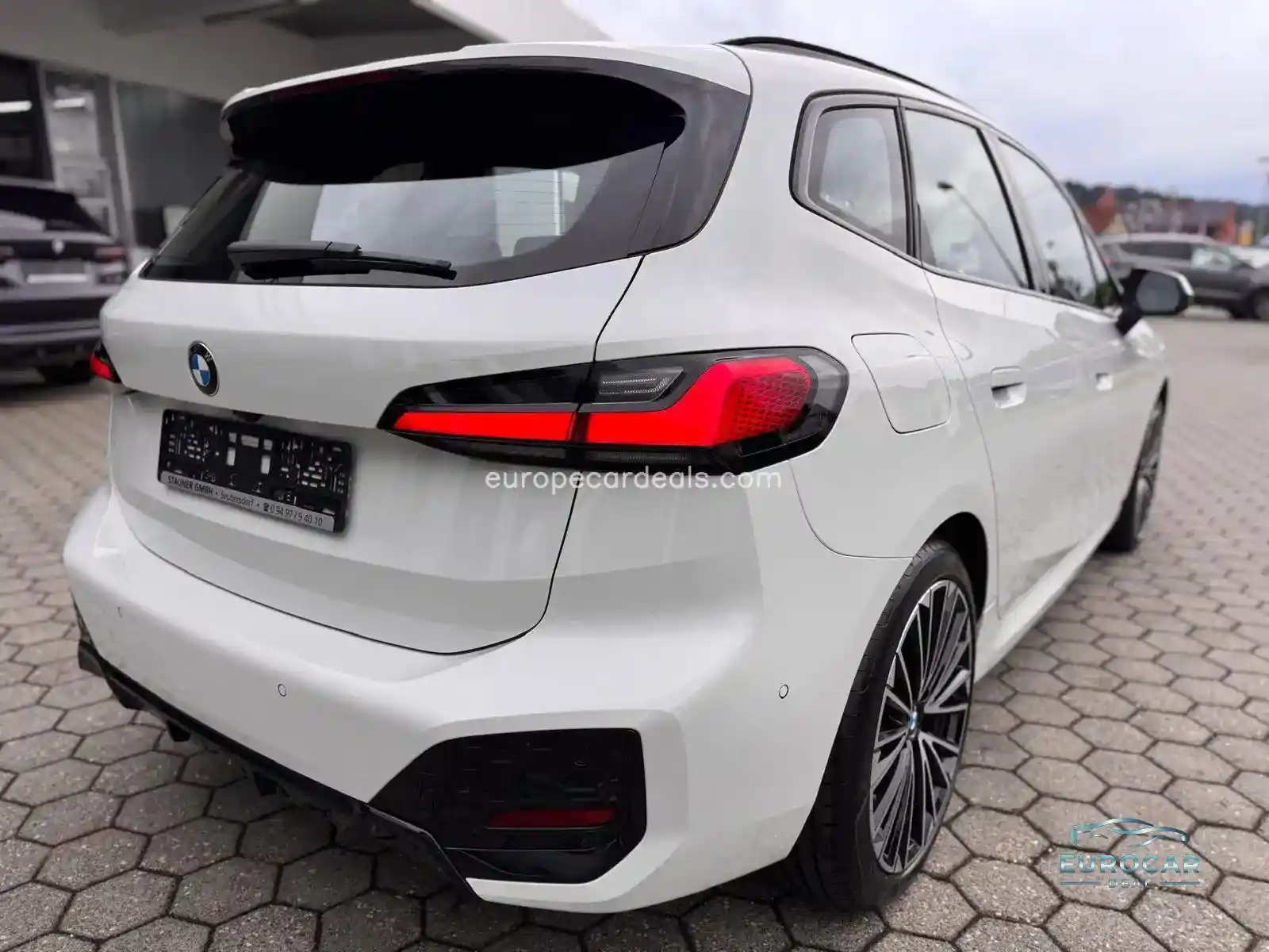 BMW 218