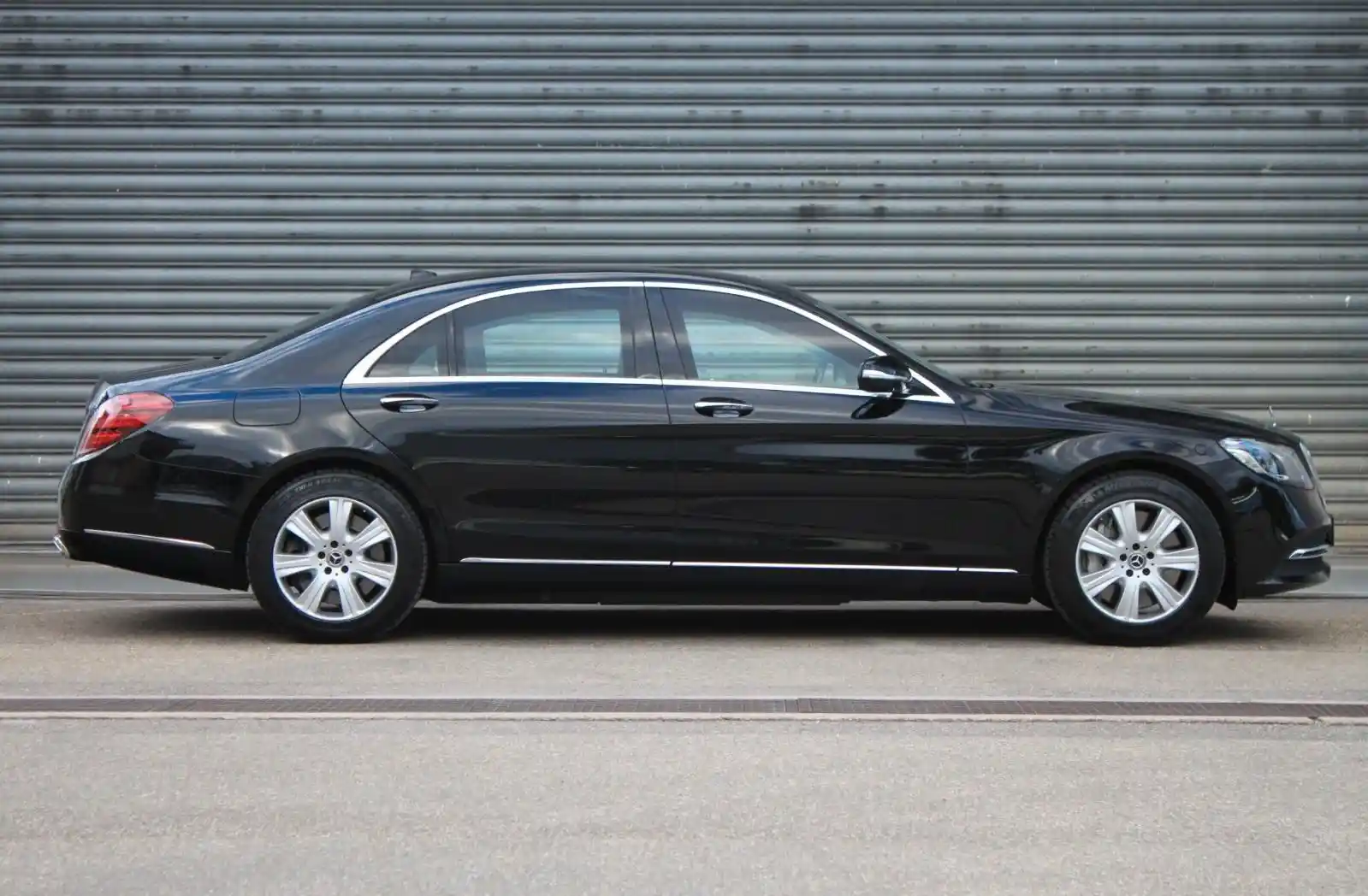 Mercedes-Benz S 600