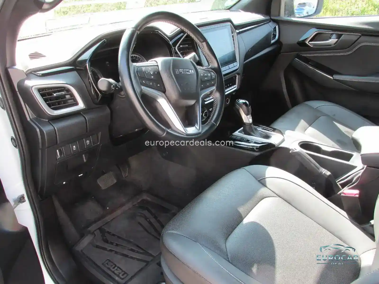 Double Cab 4WD V-CROSS