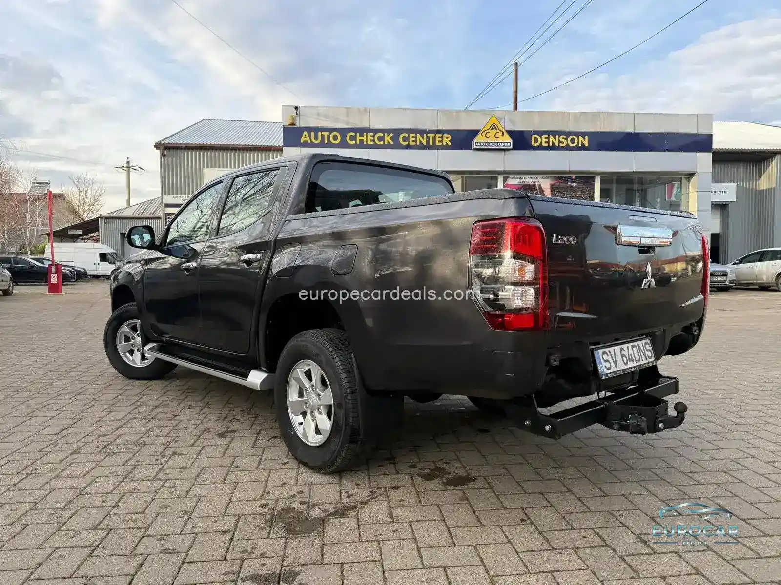 Mitsubishi L200