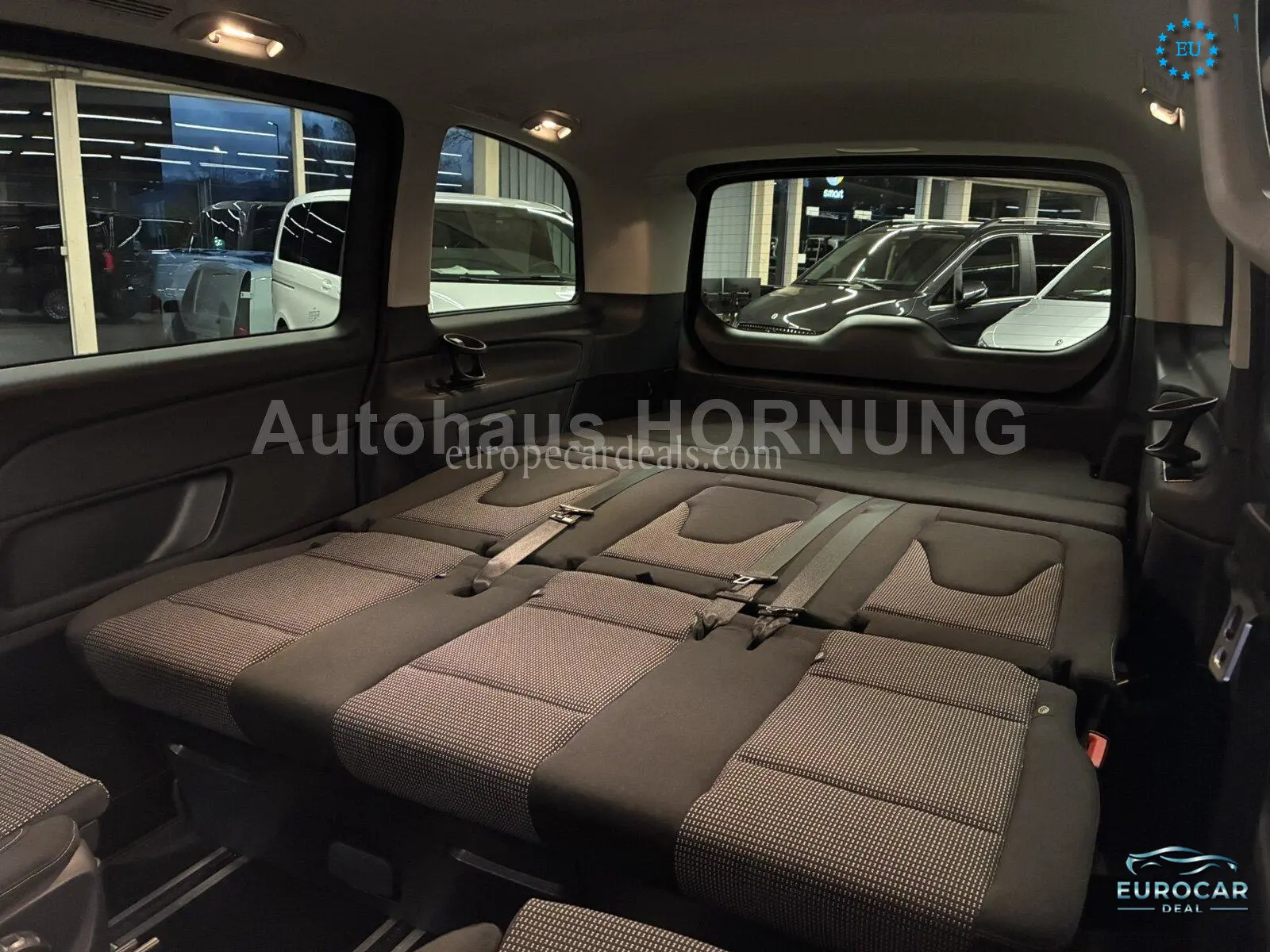 Mercedes-Benz V 220