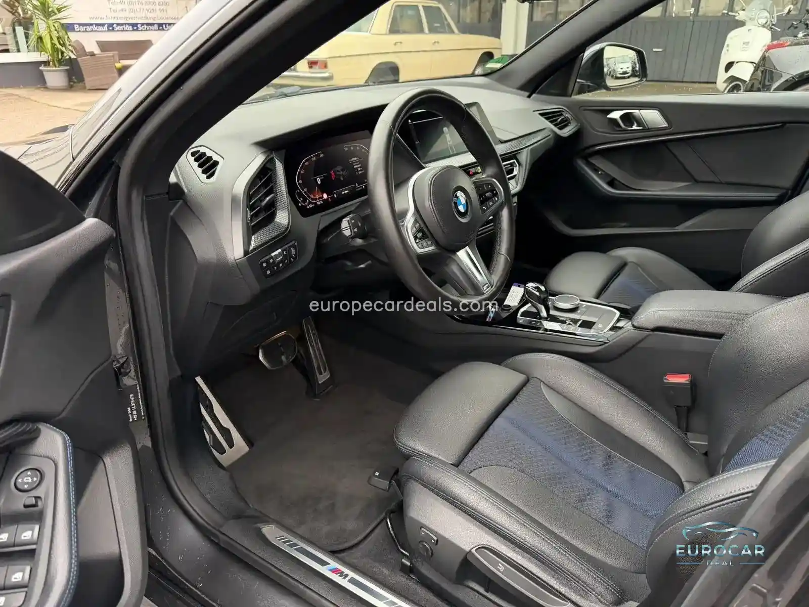 BMW 218