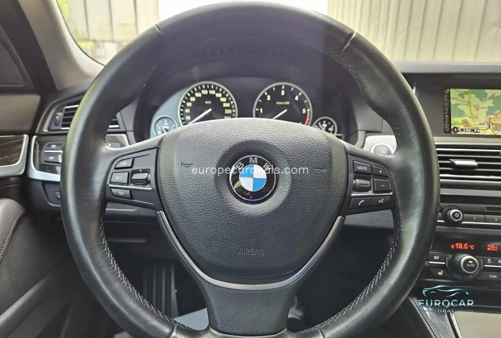 BMW 525