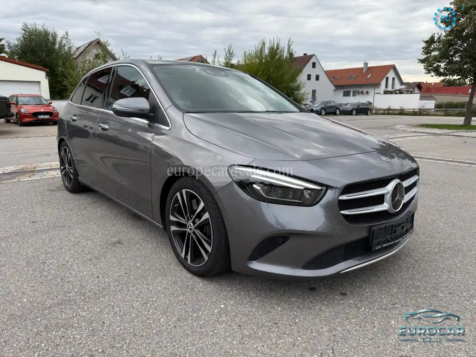 Mercedes-Benz B 220