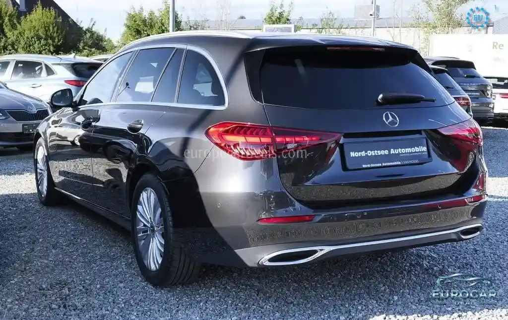 Mercedes-Benz C 220