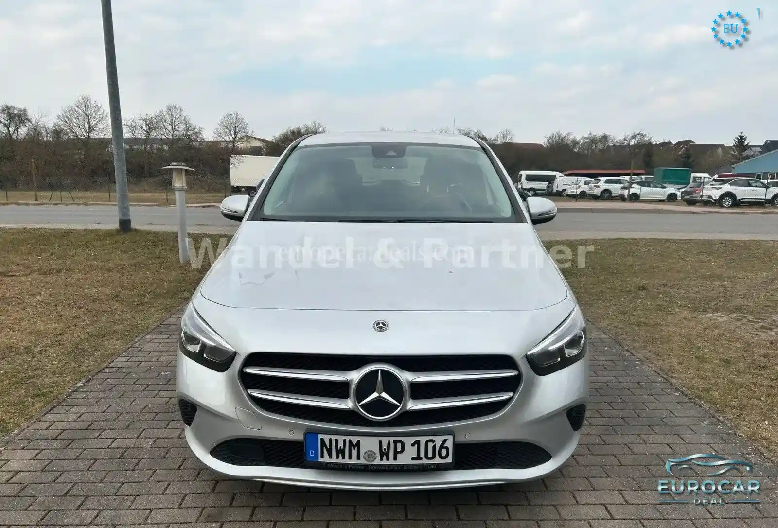Mercedes-Benz B 200