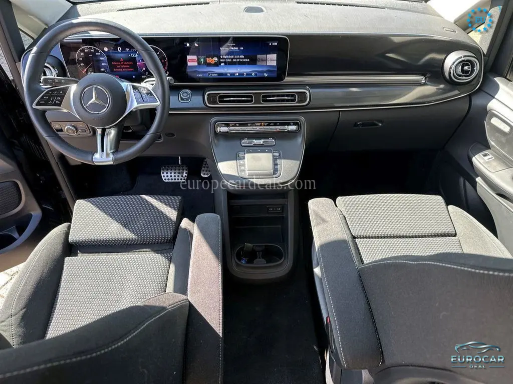 Mercedes-Benz V 220