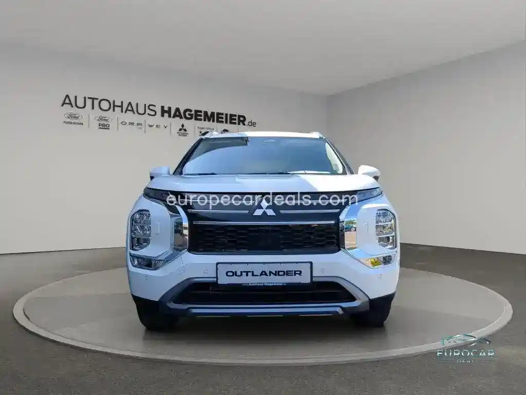 Mitsubishi Plug-in Hybrid Outlander