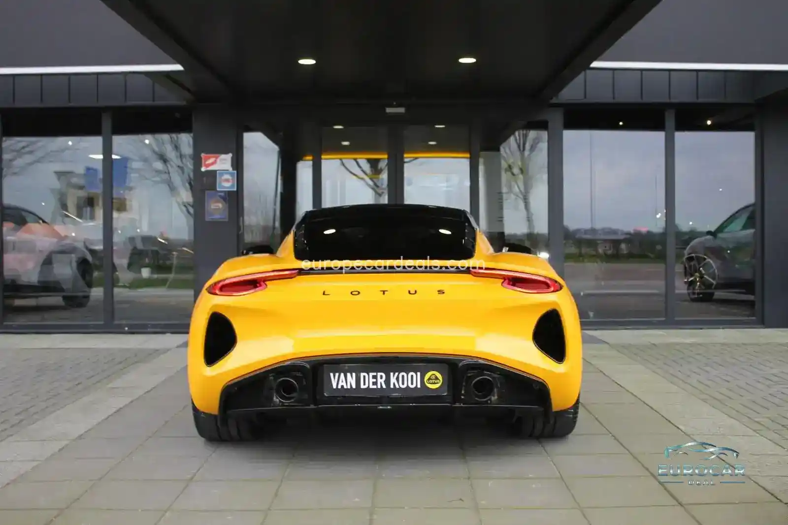 Lotus Emira