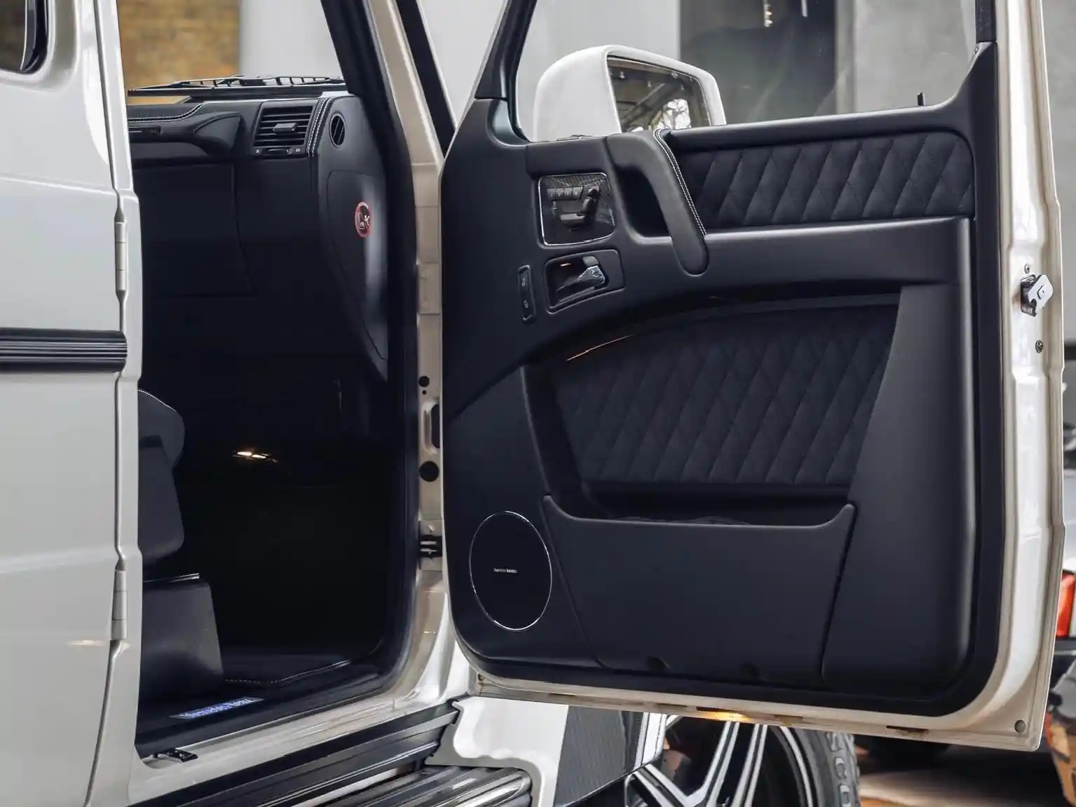 Mercedes-Benz G 500