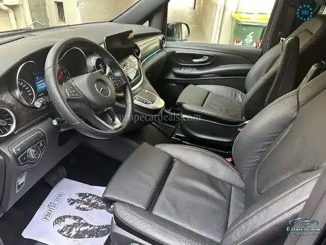 Mercedes-Benz V 250