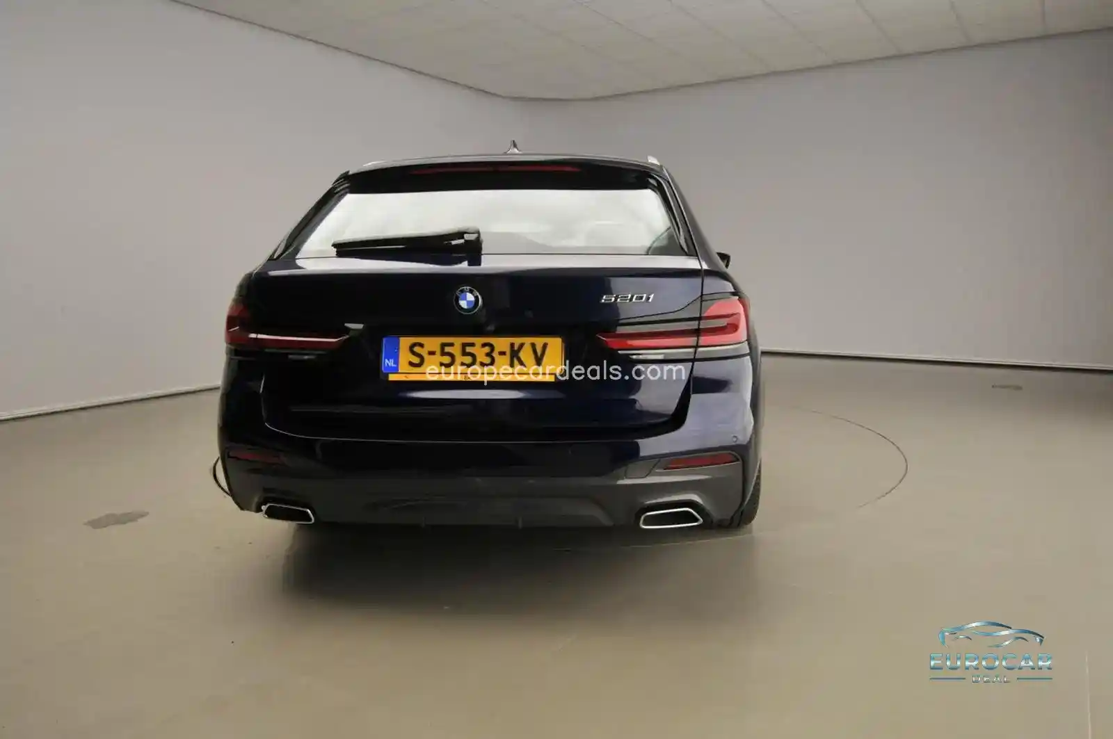 BMW 520