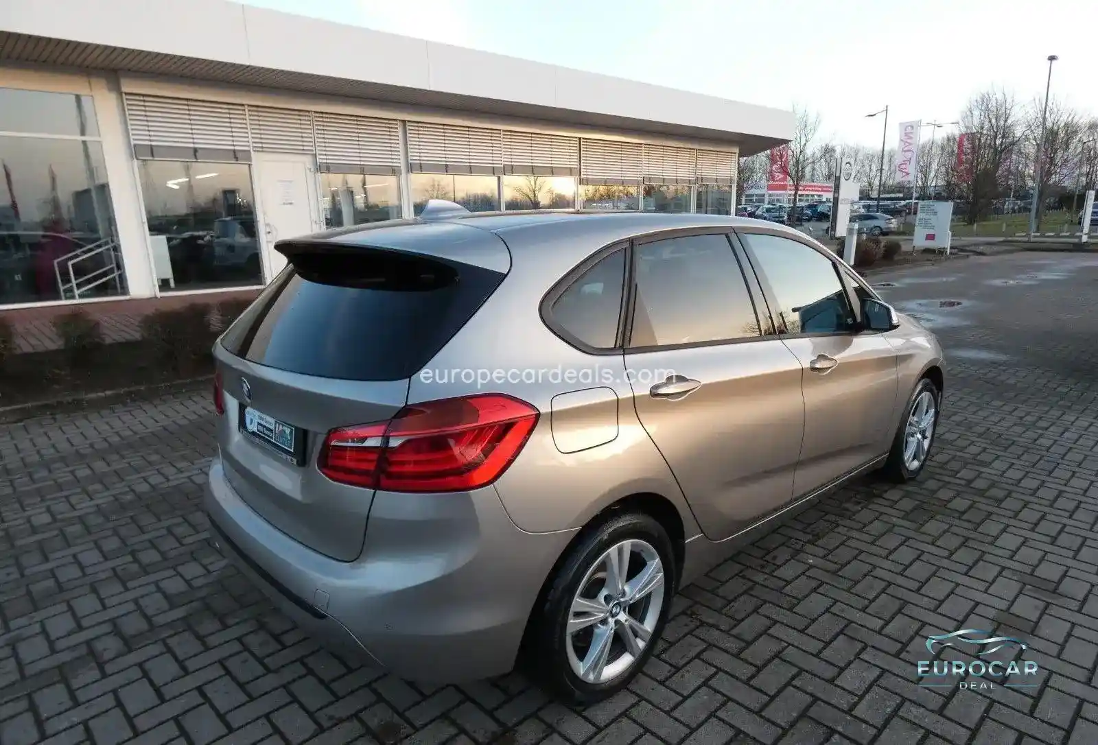 BMW 218