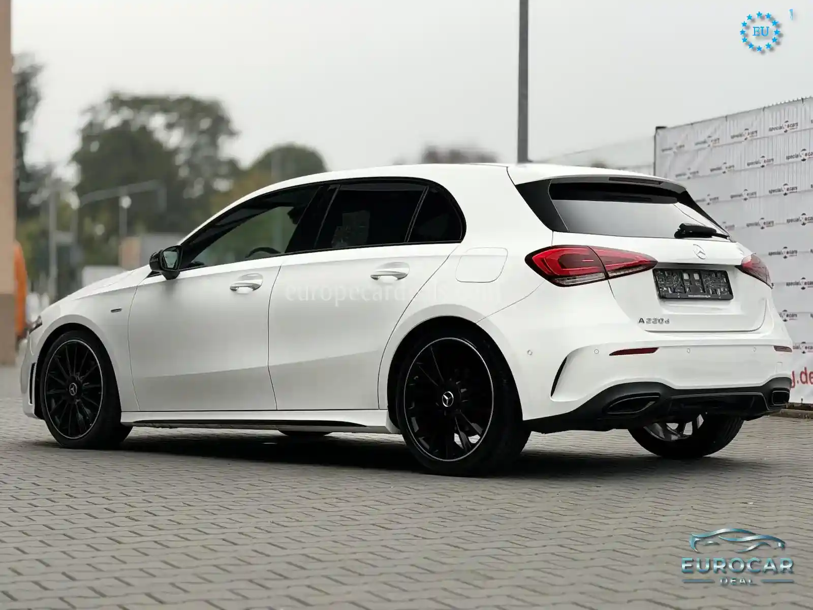 Mercedes-Benz A 220