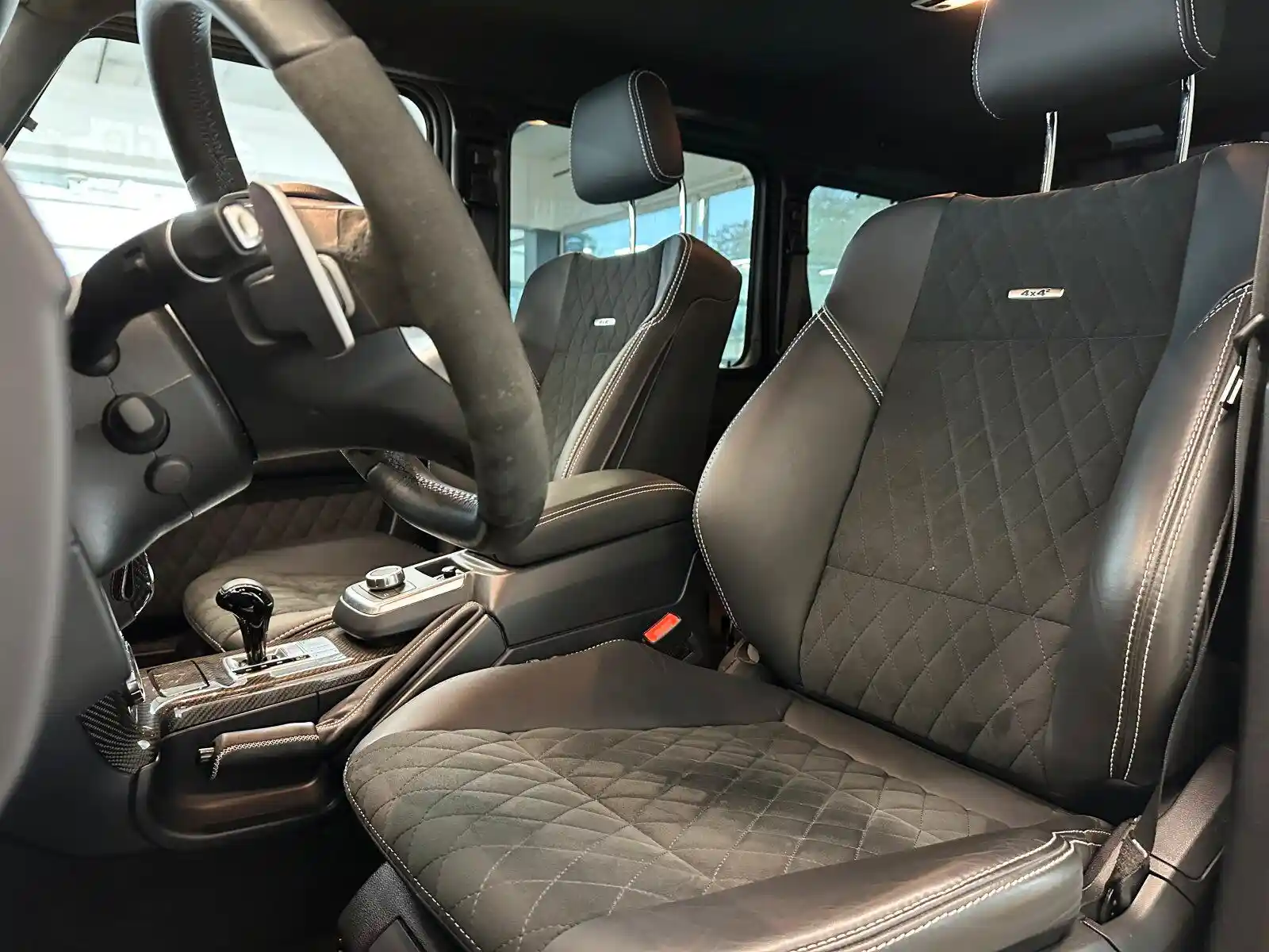 Mercedes-Benz G 500