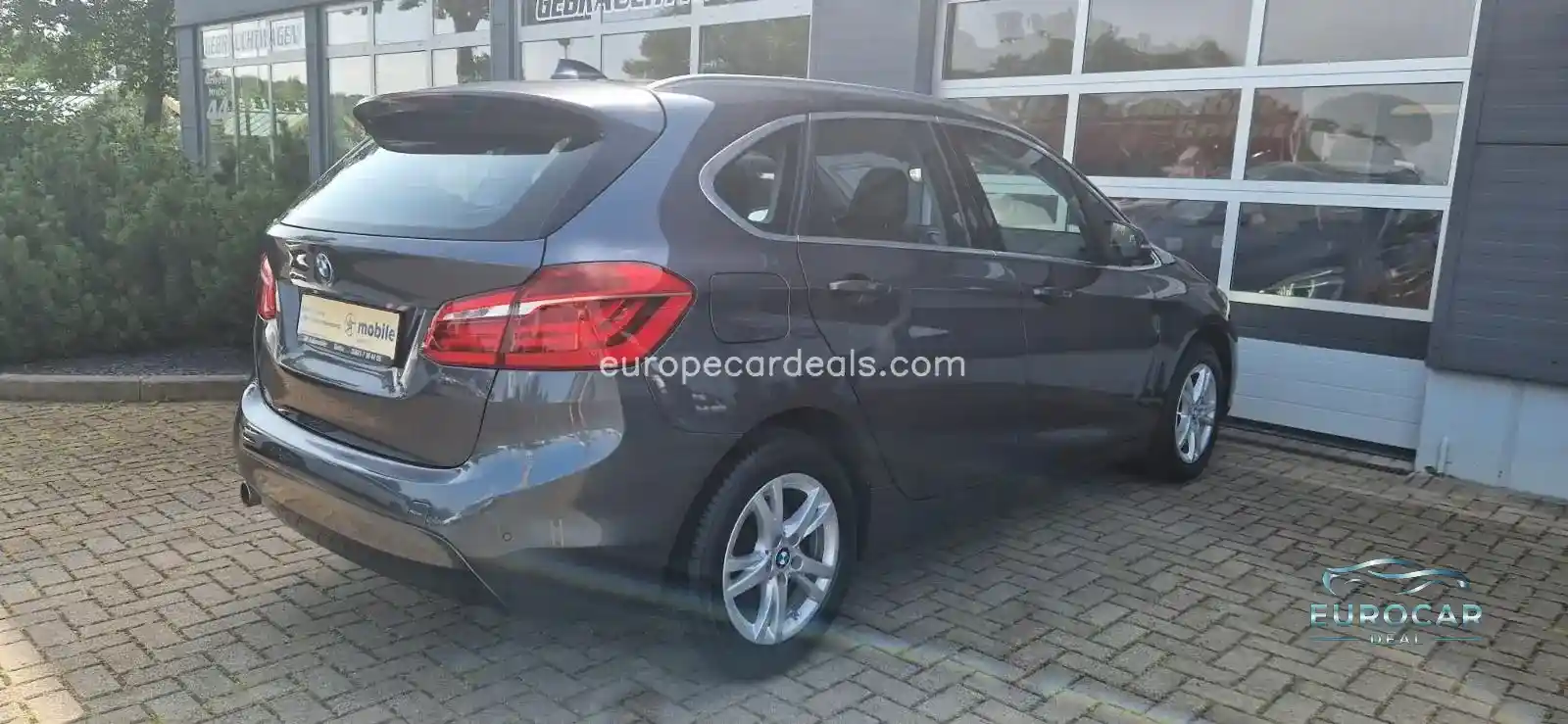 BMW 216