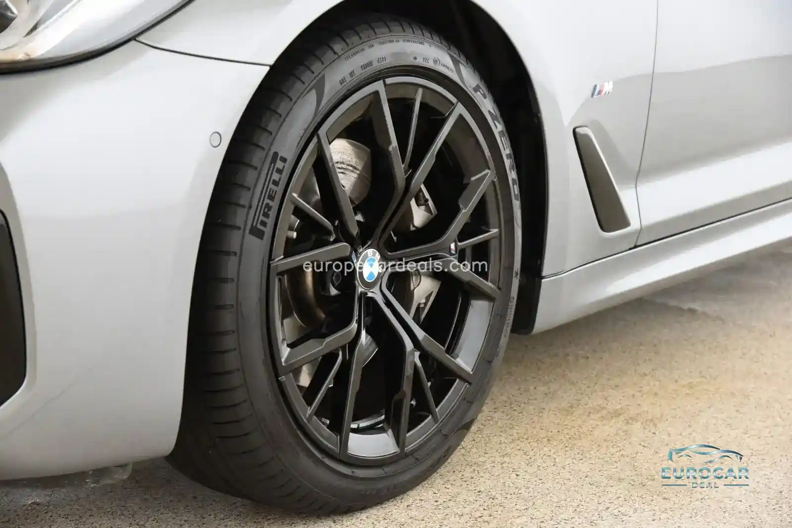 BMW 530