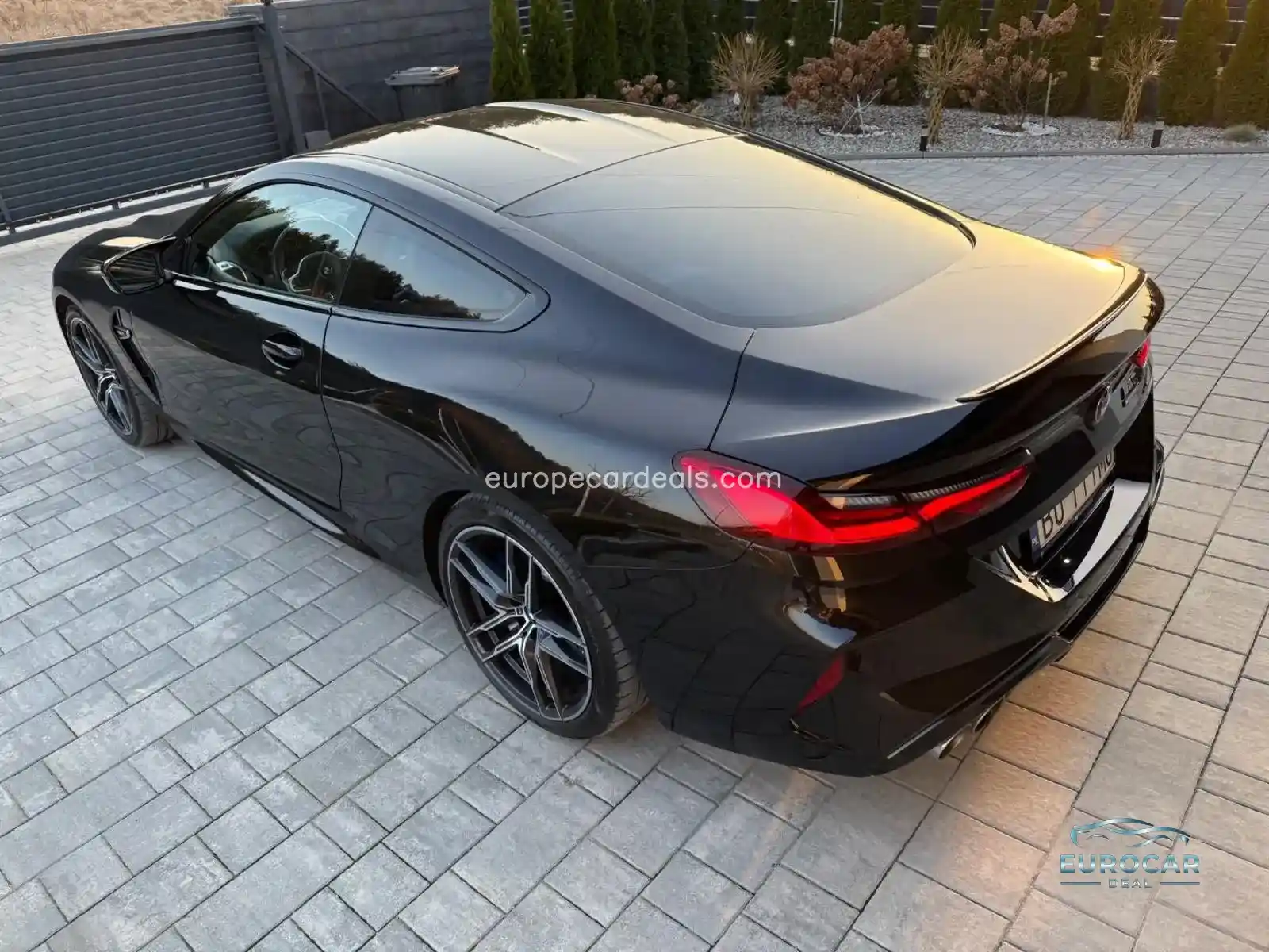 BMW M8