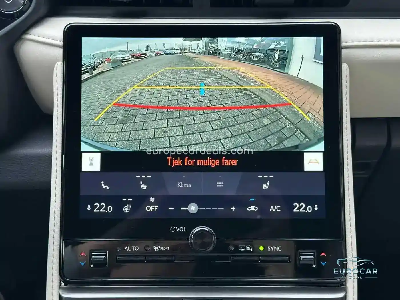 Lexus LBX