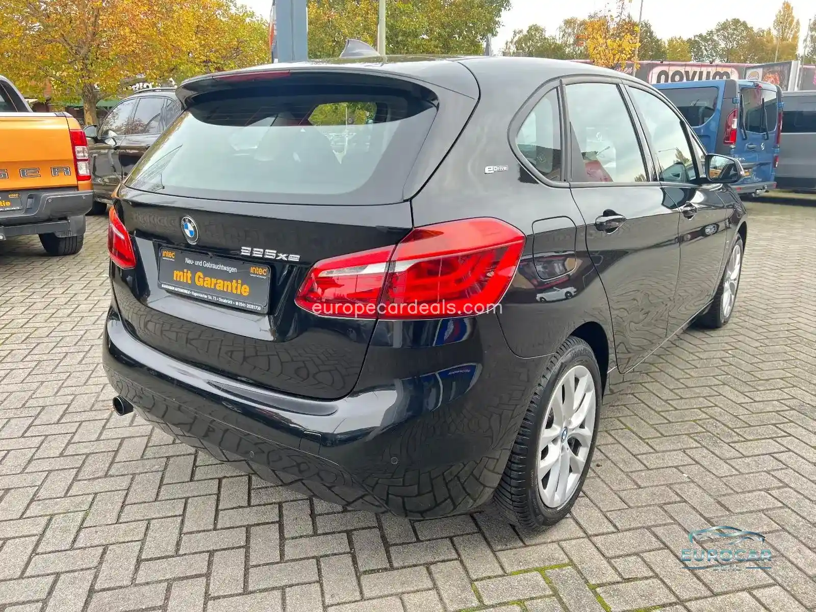 BMW 225