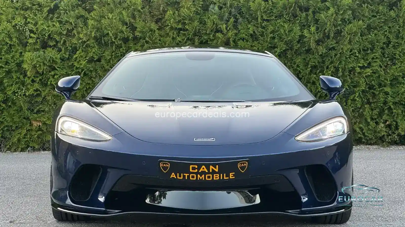 McLaren GT