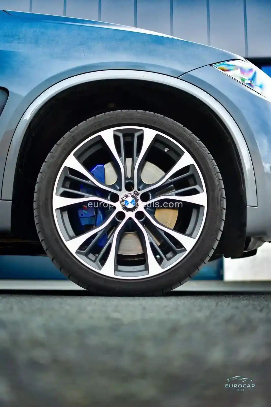 BMW X5 M50