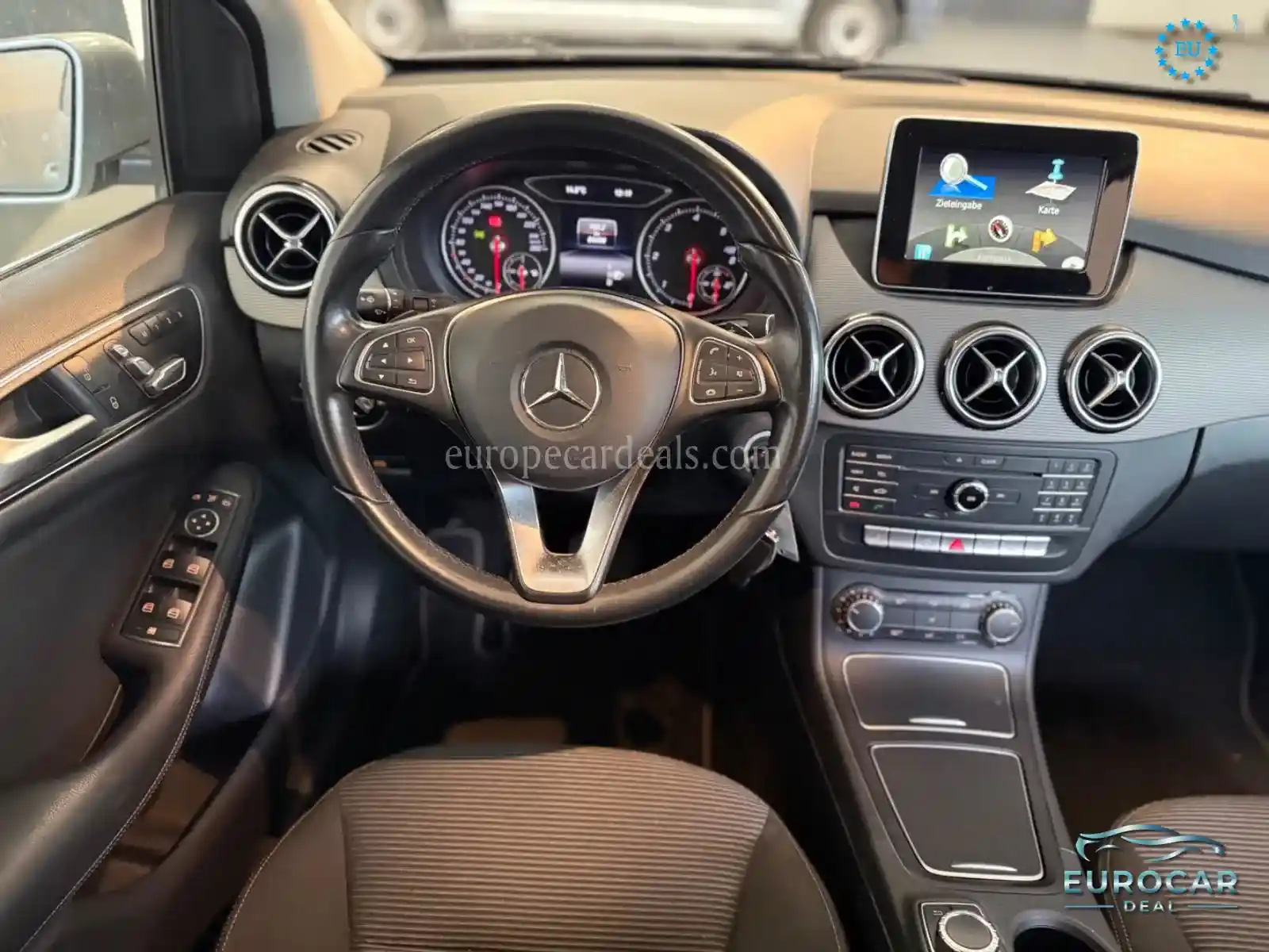 Mercedes-Benz B 180