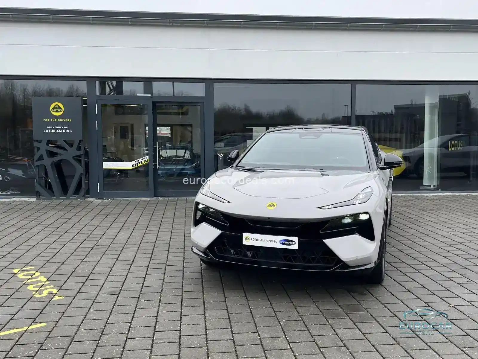 Lotus Eletre