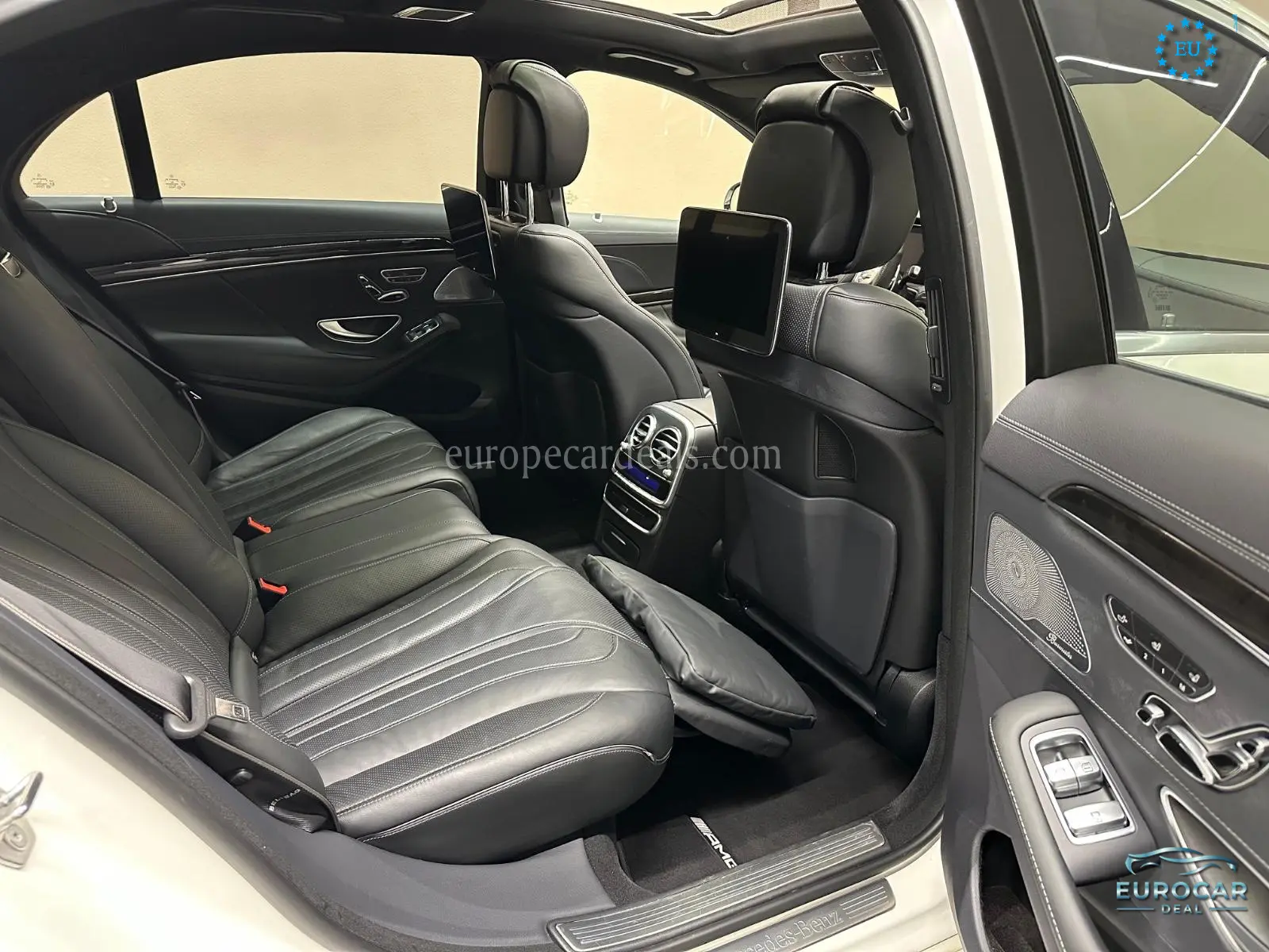 Mercedes-Benz S 560