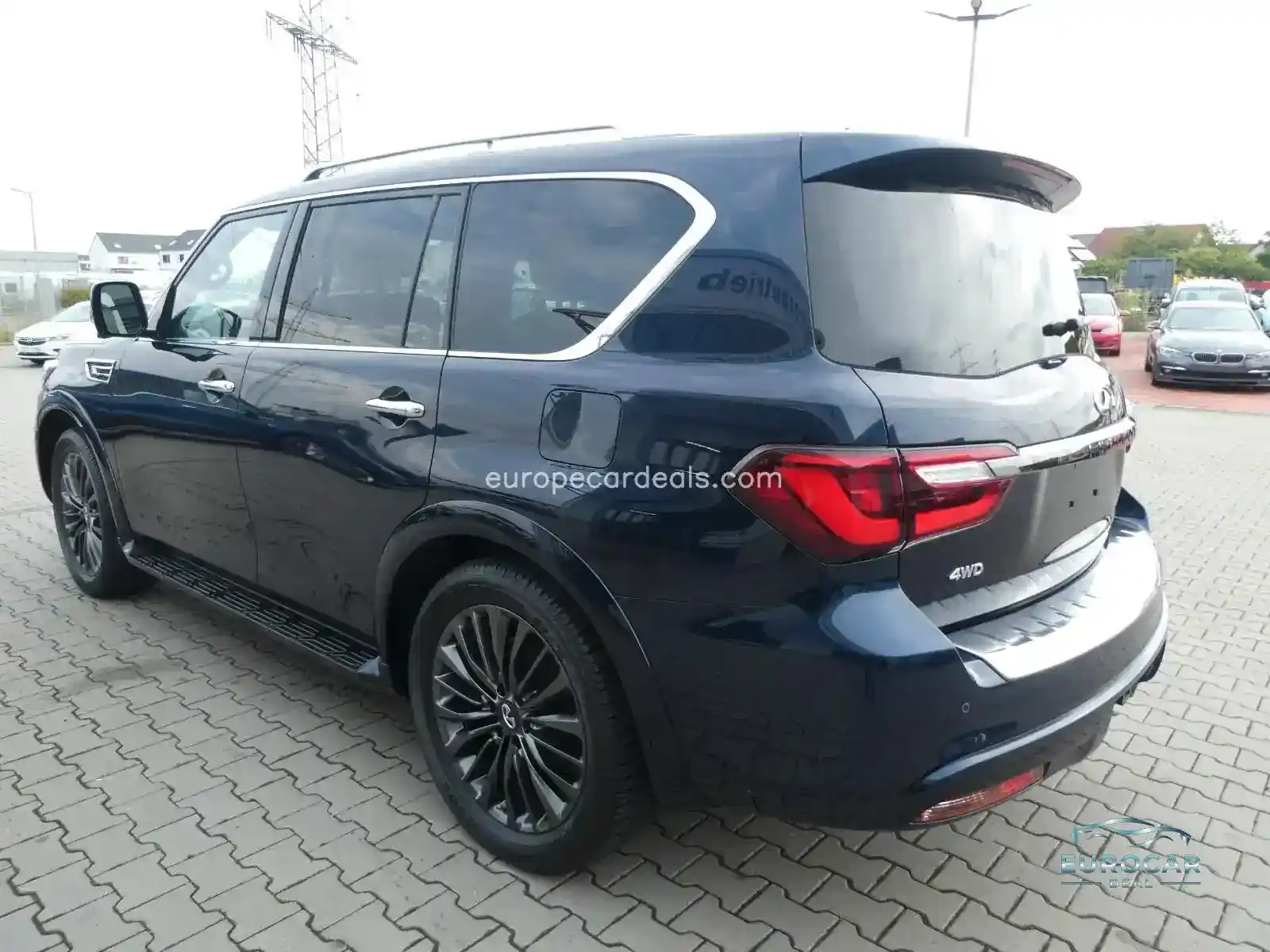 Infiniti QX80